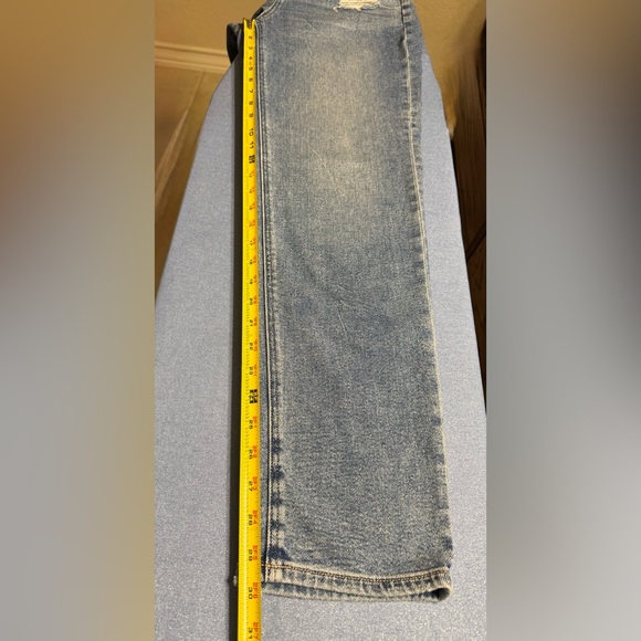 American Eagle Outfitters Distressed Mom Straight Jeans Women’s Size 6R (6XL) - Picture 10 of 13